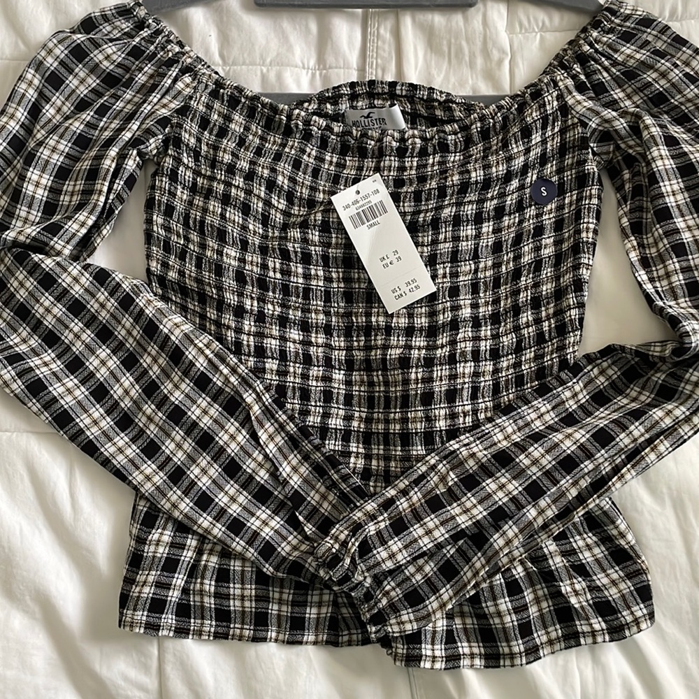 black and white plaid top